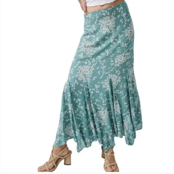 FREE PEOPLE BACKSEAT GLAMOUR MAXI SKIRT IN JADED COMBO - Picture 1 of 5